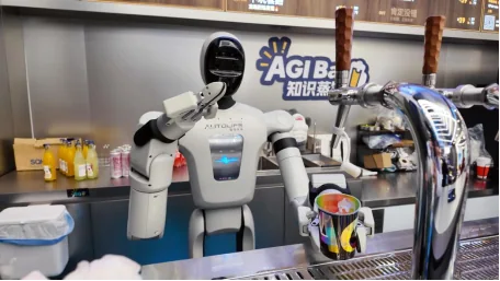 小智机器人在 AGI Bar 服务区展示